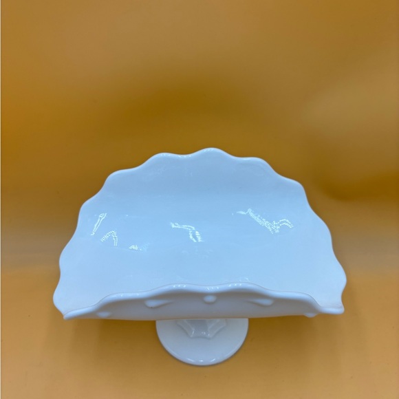 Vintage Indiana Glass milk glass teardrop, banana bowl...